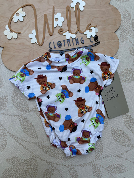 0/3 Sweater Romper